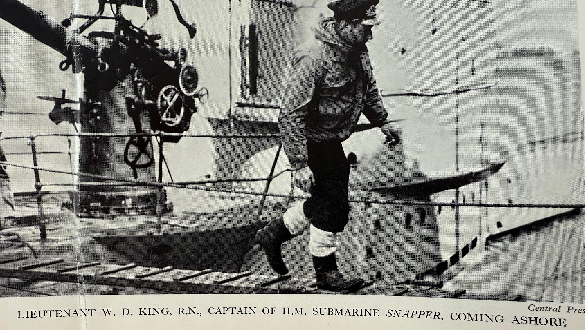 An early 1940 submariner’s D.S.M. group of five